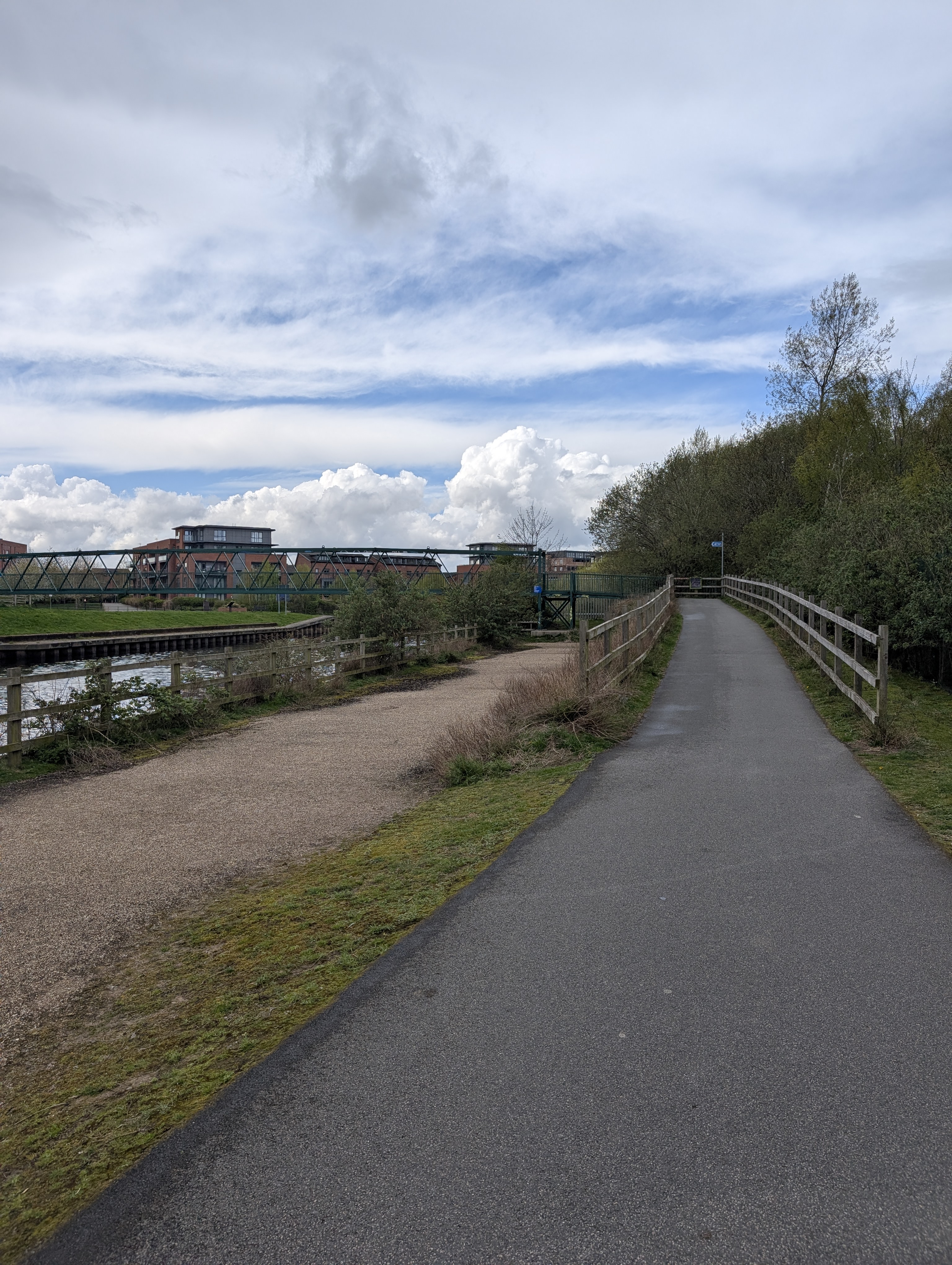 Knostrop River Footbridge